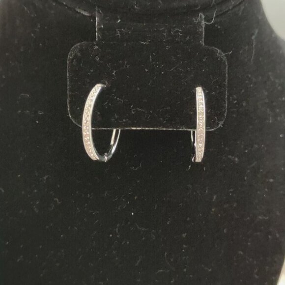 Cate & Chloe Bianca Hoop Earrings 18k White Gold Plated, Swarovski Crystal 25mm - Picture 7 of 8